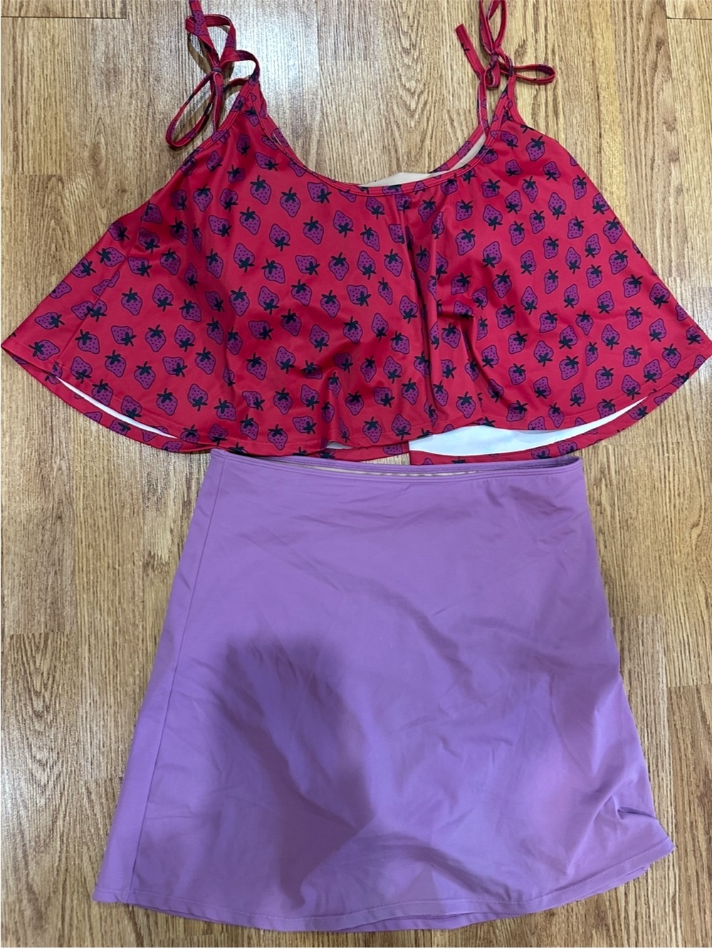 KORTNI JEANE 2 piece bathing suit swim bikini summer set LG/XL strawberry print